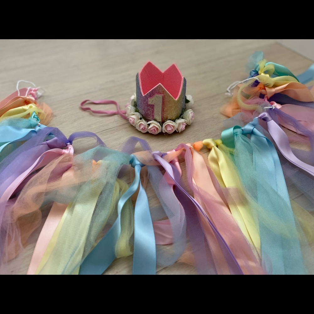 1st Birthday crown hat and high chair decoration - Picture 2 of 4